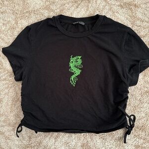 large SHEIN  green dragon black cropped tee
